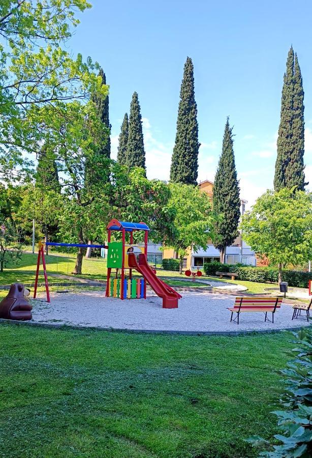 Apartman Leona Lovran Bagian luar foto